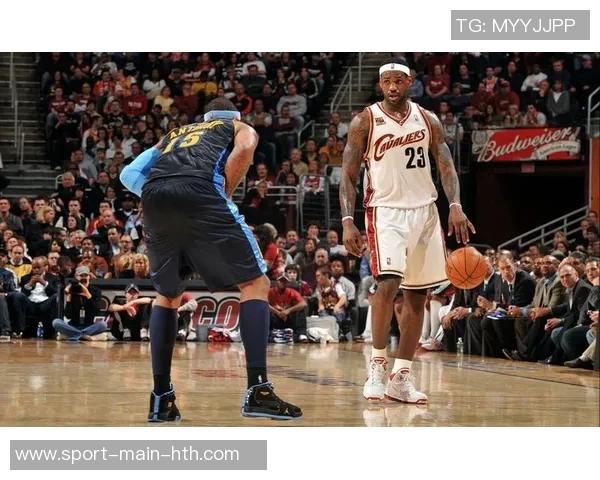 詹姆斯回忆新秀赛季在骑士的奇特角色与非赢球风格篮球 詹姆斯回忆新秀赛季在骑士的奇特角色与非赢球风格篮球