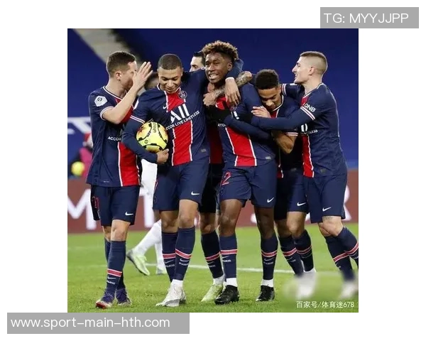 巴黎防线崩溃杜埃失误助攻莫雷拉轻松破门斯特拉斯堡逆转成功