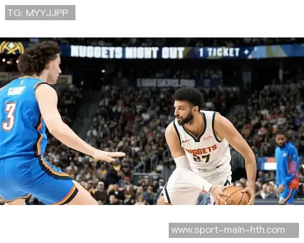 亚历山大与小乔丹手牵手脱离战圈轻松聊天展现友谊的温暖时刻